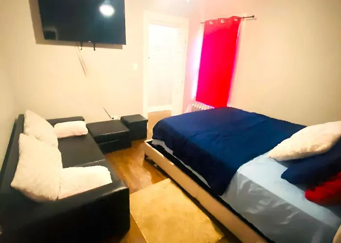 Fully Equipped Cozy 4/5 Br * Chicago