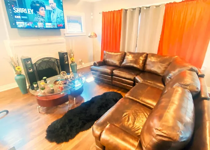 Fully Equipped Cozy 4/5 Br Apartment