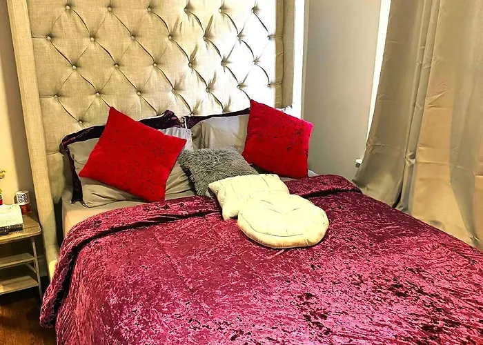 Fully Equipped Cozy 4/5 Br Apartment Chicago